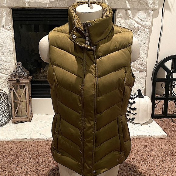 EDDIE BAUER Goose Down Puffer Vest in olive - Picture 2 of 4